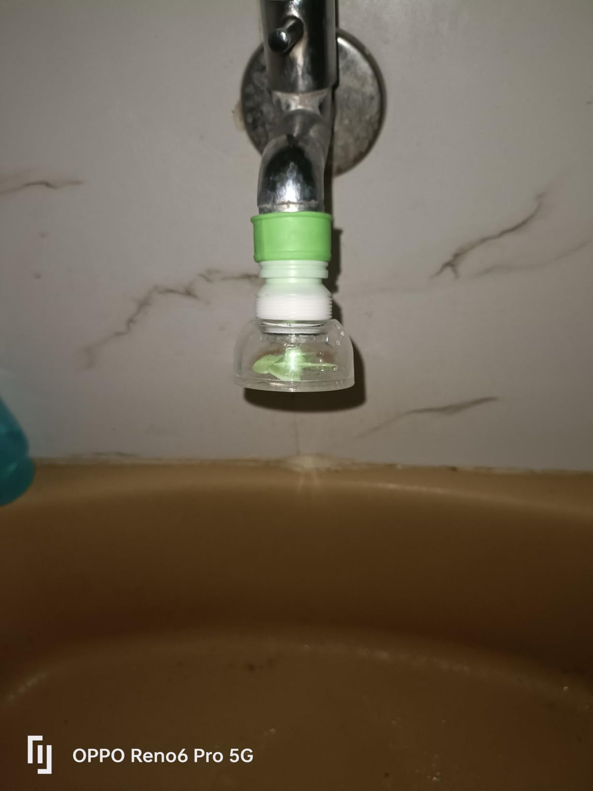 Water Saving Movable Sink Faucet Expandable.